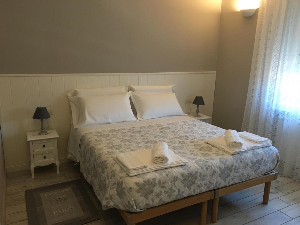 La Terrazza Sul Naviglio B&B Bernate Ticino Εξωτερικό φωτογραφία